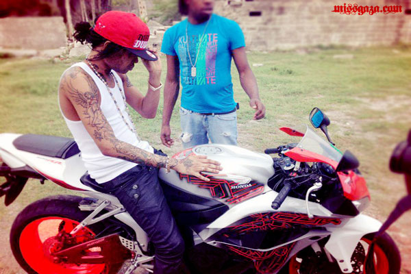 Tommy Lee Sparta Journey To The Top mini documentary