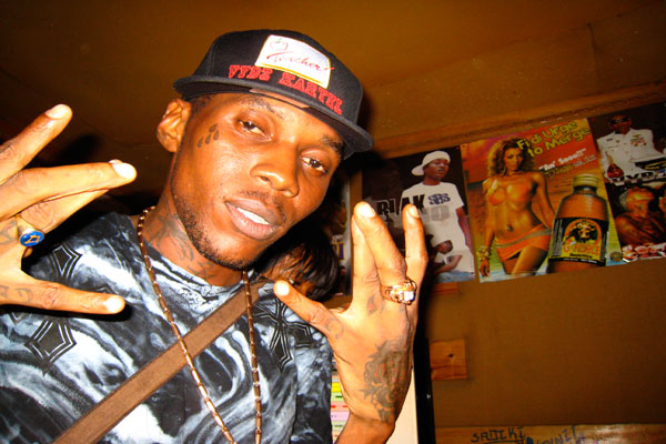 VYBZ KARTEL GHETTO LIFE VIDEO LATEST NEWS WHY HE S NOT RECORDING IN JAIL SEP 2012
