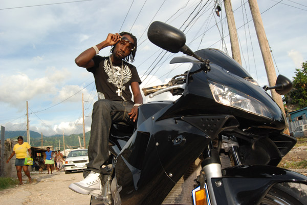 <strong>Jamaican Artist Mavado Signed With Dj Khaled’s Label We The Best Music Group</strong>