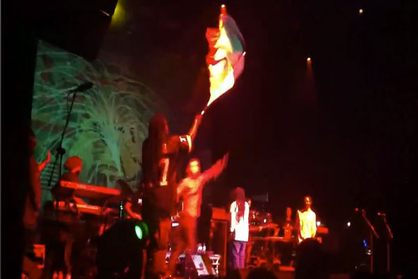 Stephen Marley, Damian Marley, Stephen son Jo Mersa Live in London July 2012