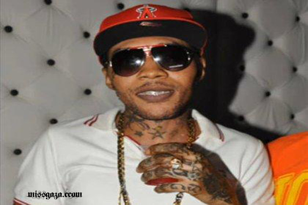 <strong>Vybz Kartel Fights Back! Refuses To Be Silenced Despite Efforts To Muzzle Him</strong>