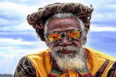 <strong>Reggae Icon Bunny Wailer Dies In Jamaica At 73</strong>