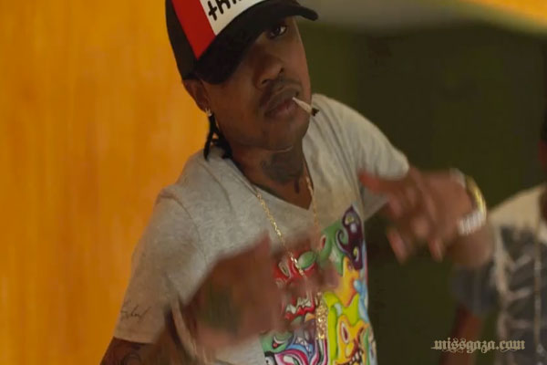 <strong>Watch Jamaican Dancehall Artist Tommy Lee Sparta “Goat Head” Video U.I.M Records</strong>